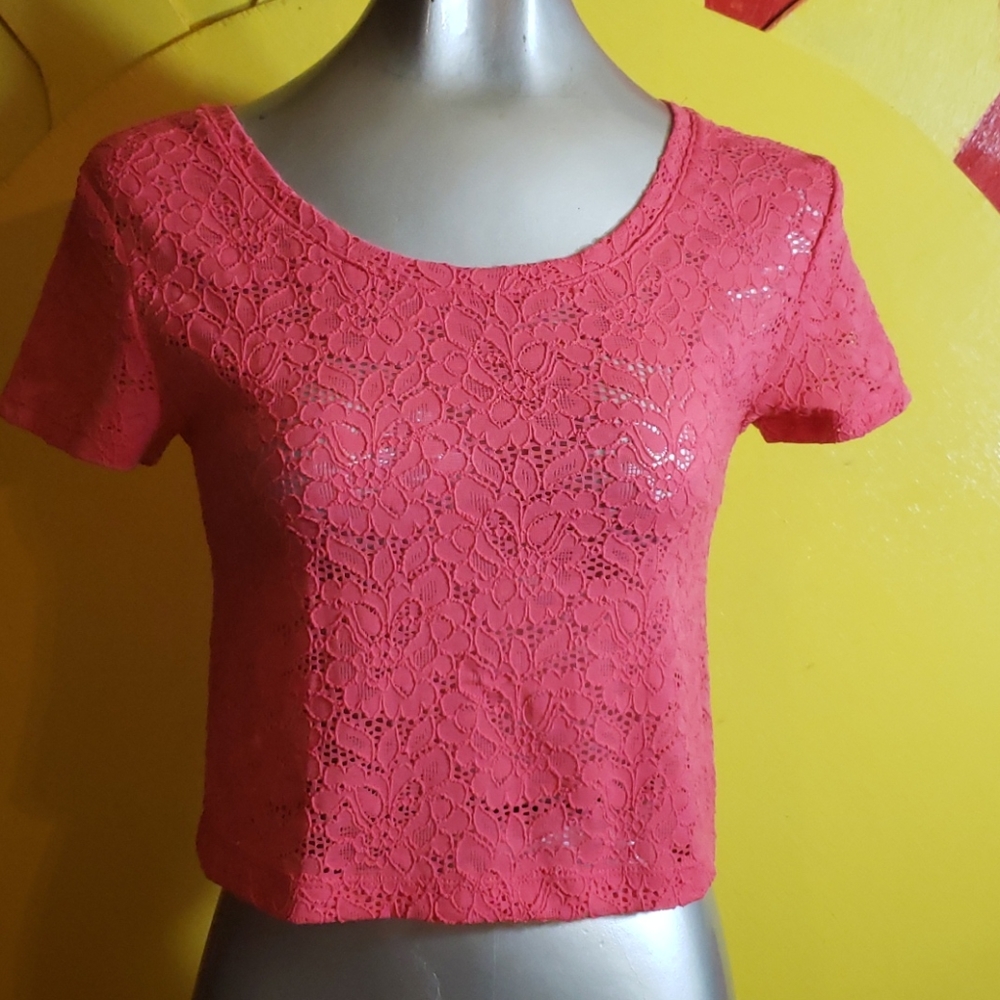 Top - Picture 2 of 3